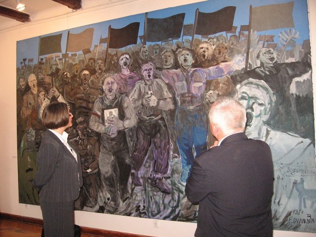 Słynny obraz Edwarda Dwurnika "Bogurodzica" to jedno z dzieł prezentowanych na wystawie