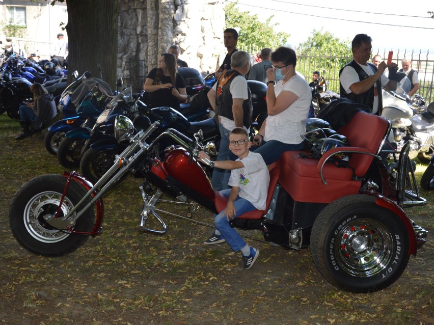 Motocykliści pielgrzymowali w niedzielę na Górę św. Anny [ZDJĘCIA]