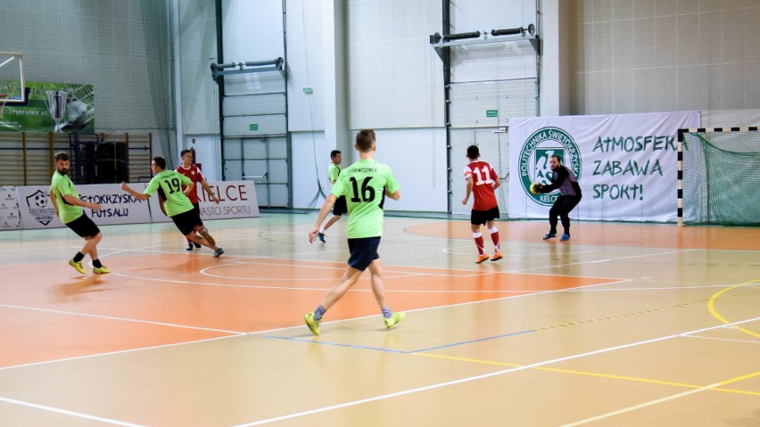 Odbyła się szósta kolejka Kieleckiej Ligi Futsalu. Wysoka wygrana AZS Politechniki Świętokrzyskiej [ZDJĘCIA]