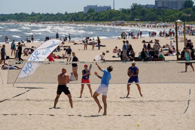 Sprawdź, gdzie pojedziesz nad morze z Wrocławia na długi weekend 15 sierpnia.