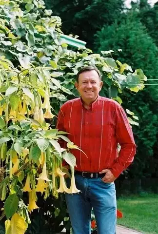 Mimo 64 lat  Zbigniew Buczkowski ma cały czas znakomitą kondycję  fizyczną