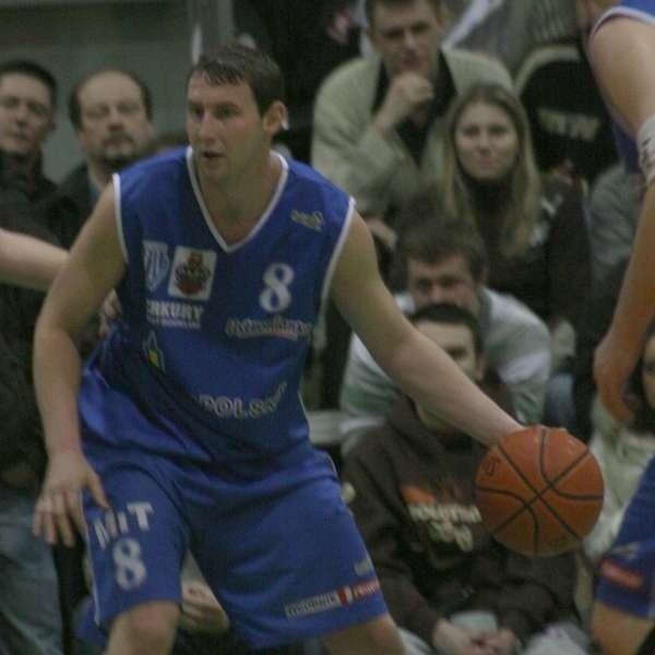 Grzegorz Jankowski przez ostatnie lata był podstawowym zawodnikiem Pogoni. Jednak klub z Prudnika zrezygnował z jego usług.