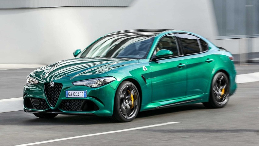 Alfa Romeo Giulia Quadrifoglio...