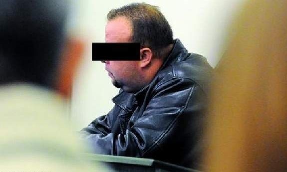 Na zdjęciu 35-letni Jacek R. On i jego kolega Dariusz P. (32 l.) są oskarżeni o spowodowanie śmierci 26-letniego Niemca