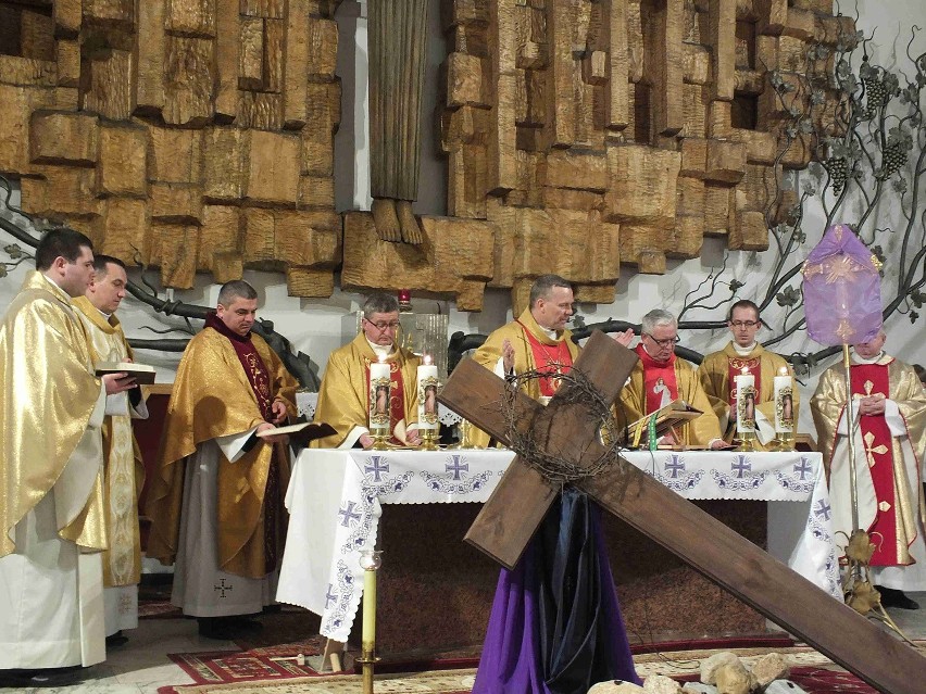  Podniosłe uroczystości Wielkiego Czwartku w Starachowicach