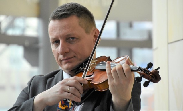 Jakub Kotowski z Filharmonią Zielonog&oacute;rską związany jest od 2004 r.