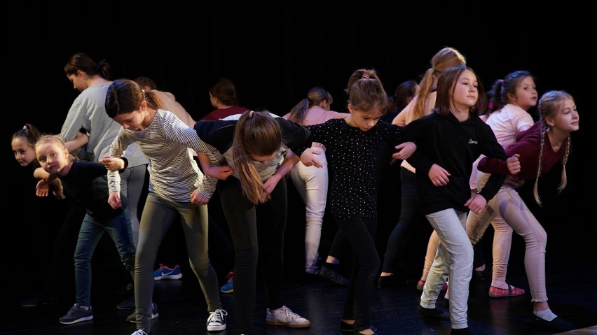 Kino Forum. Poranek Teatralny: Teatr Żółtodziób, Teatr Form Niewielkich i Teatr Bel Etage na scenie (zdjęcia)