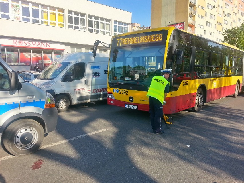 Wypadek na Tatrzańskiej. Autobus MPK potrącił pieszego [ZDJĘCIA]