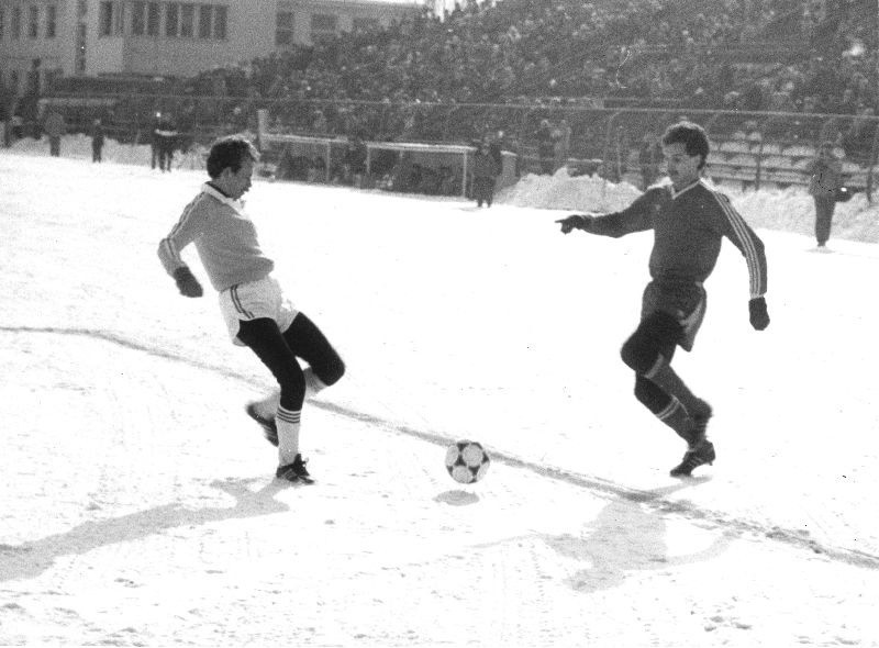 Archiwalne zdjęcia stadionu, piłkarzy, działaczy i kibiców...