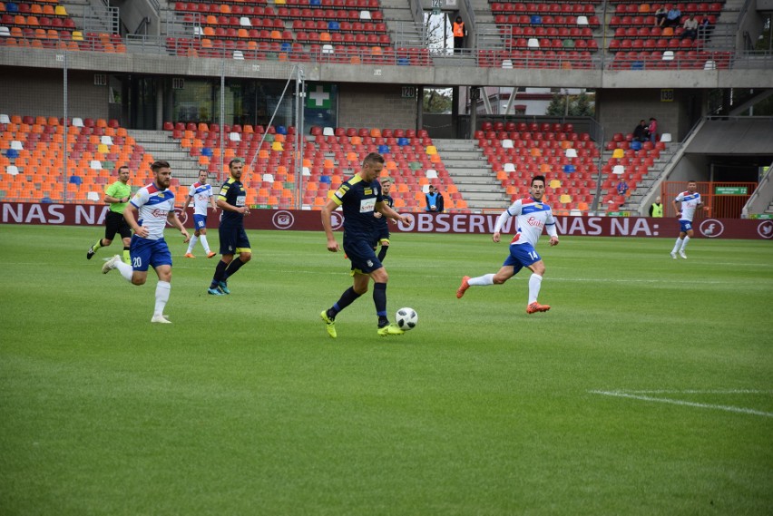 Podbeskidzie - Sandecja 1:1. Górale płacą za brak doświadczenia. Znów wypuścili zwycięstwo [RELACJA, ZDJĘCIA]