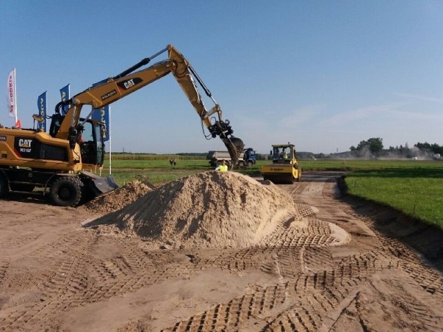 Udało się za to rozpocząć budowę innych odcinków S61