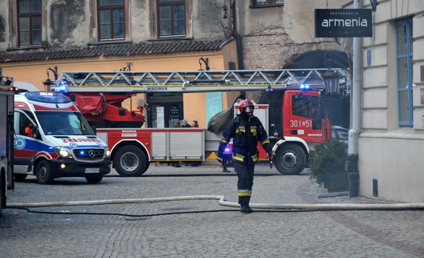 Pożar wybuchł w niedzielę około godziny 14