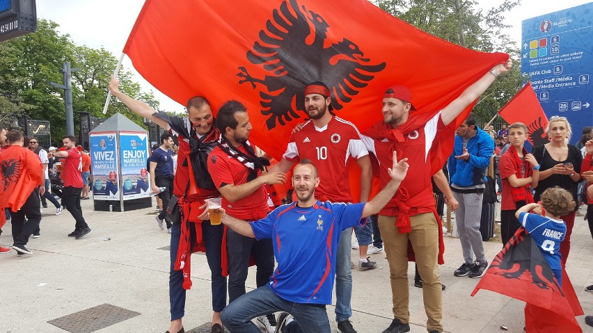 Ulice Marsylii przed meczem Francja - Albania
