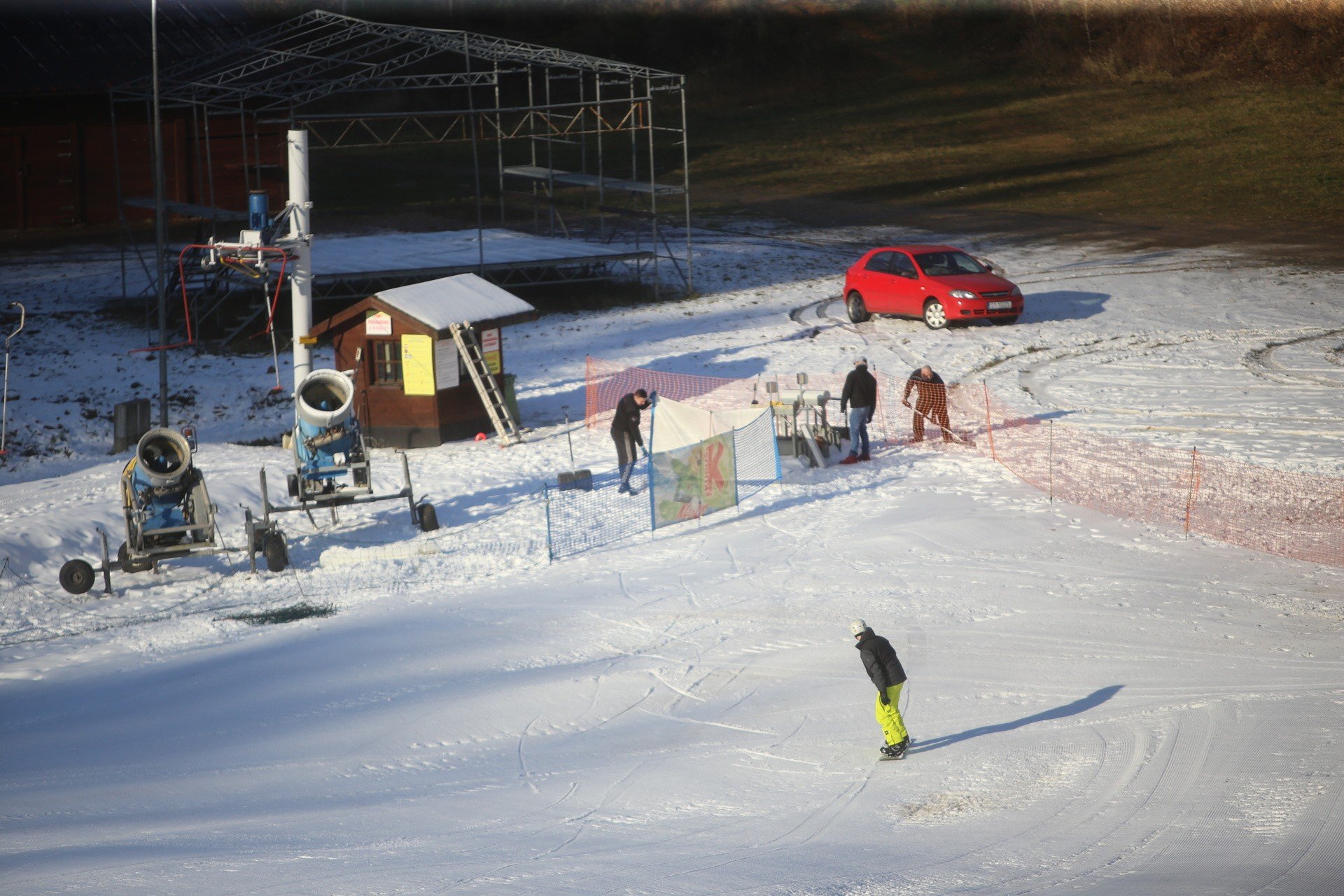Stok narciarski w Bytomiu otwarty. Sport Dolina zaprasza na narty,  snowboard lub sanki | Dziennik Zachodni
