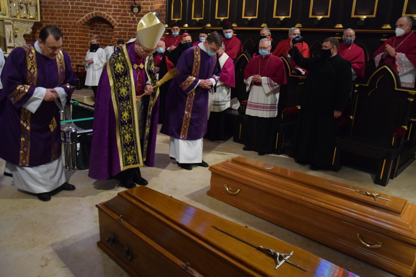 Uroczysty pogrzeb biskupów odbył się w gorzowskiej katedrze.