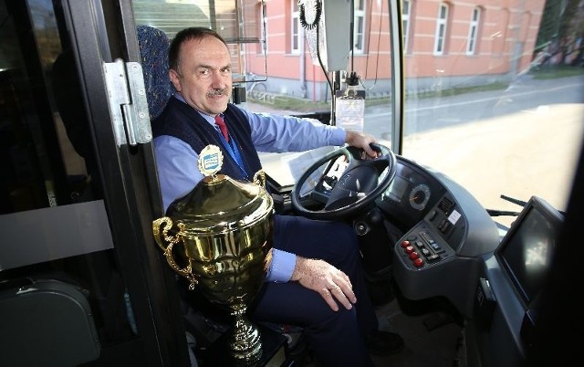 Waldemara Stefaniaka – najlepszego kierowcy autobusu można spotkać najczęściej w pojazdach linii 78, 85, 96 i 99.