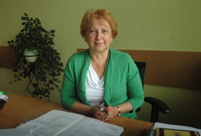 Alina Nowak wiceprezydentem ds. społecznych jest od sierpnia 2011 r. Od zawsze związana z II LO &#8211; najpierw jako uczennica, następnie jako nauczyciel języka polskiego (od 1987 r.), wicedyrektor (1993-97) i dyrektor (1999-2011). Jej pierwszym miejscem pracy po studiach była Szkoła Podstawowa nr 9.