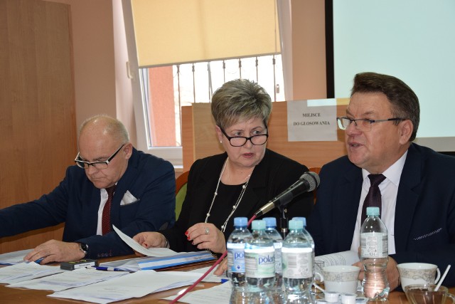 Rada Miejska w Działoszynie podjęła uchwałę w sprawie zmiany nazw dziewięciu wsi. Zaakceptowano tylko dwie