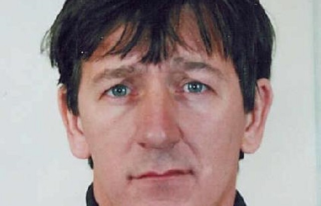 Fotografia poszukiwanego mężczyzny pochodzi z 2002 roku.