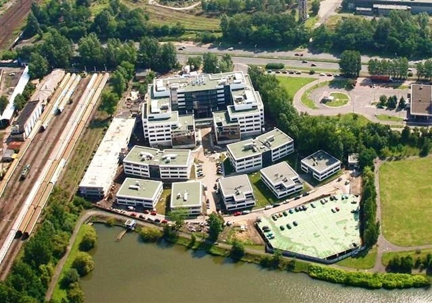 Centrala Grupy eSky znajduje się w Katowicach, w biurowcu...