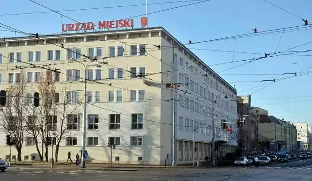 Urząd Miejski w Gdańsku apeluje: ogranicz wizyty w urzędzie, zabdaj o  bezpieczeństwo. Jak załatwić sprawę? | Dziennik Bałtycki