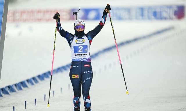 Reprezentantki Norwegii zwyciężczyniami premierowych zawodów sztafetowych w nowym sezonie biathlonowego PŚ