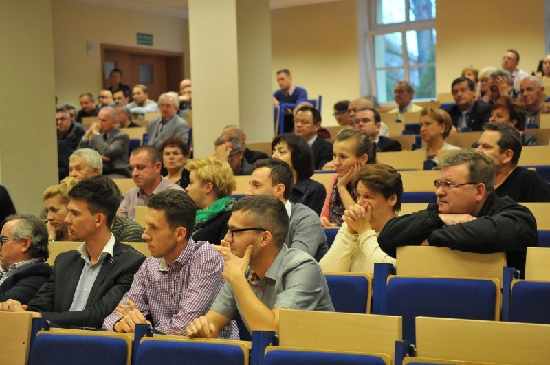Debata kandydatów na prezydenta Gorzowa zorganizowana przez...