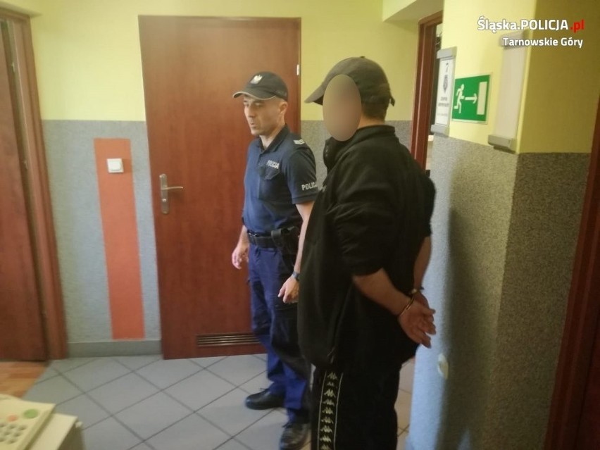 Komendant policji w Zbrosławicach, nie będąc na służbie, zatrzymał włamywacza 