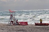 Darłowo. Tragedia na plaży. Morze porwało troje dzieci. Zabrały je fale. Trwają poszukiwania 16.08.2018 (zdjęcia) [NOWE FAKTY]