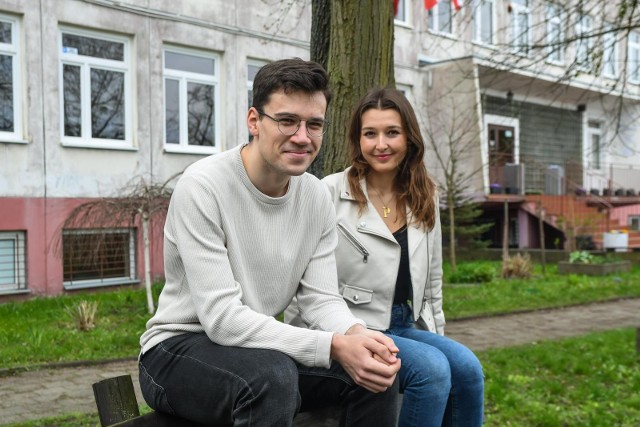 Paulina Maciejewska i Jan Wąsicki, maturzyści z VII LO w Bydgoszczy,  mogą już myśleć o rekrutacji na studia. Oboje zdali maturę.