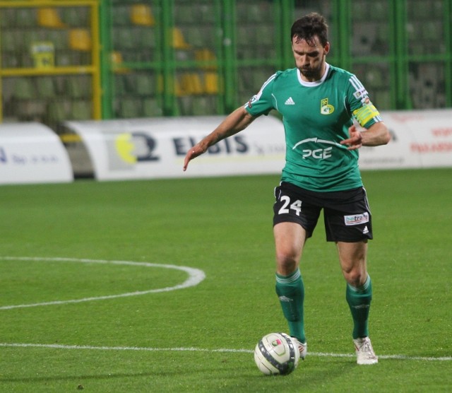 Maciej Wilusz od lipca będzie grał w Lechu Poznań, ale zapowiada, że teraz koncentruje się na zdobyciu awansu do eksttraklasy