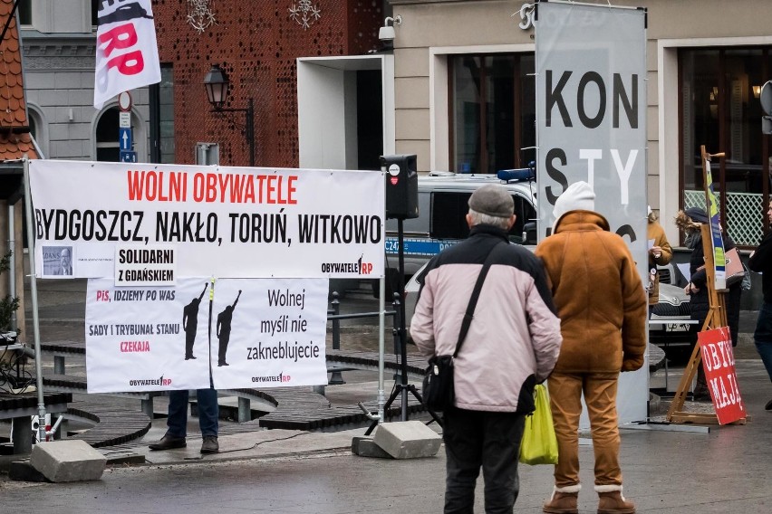 W sobotę na ul. Mostowej w Bydgoszczy odbył się protest...