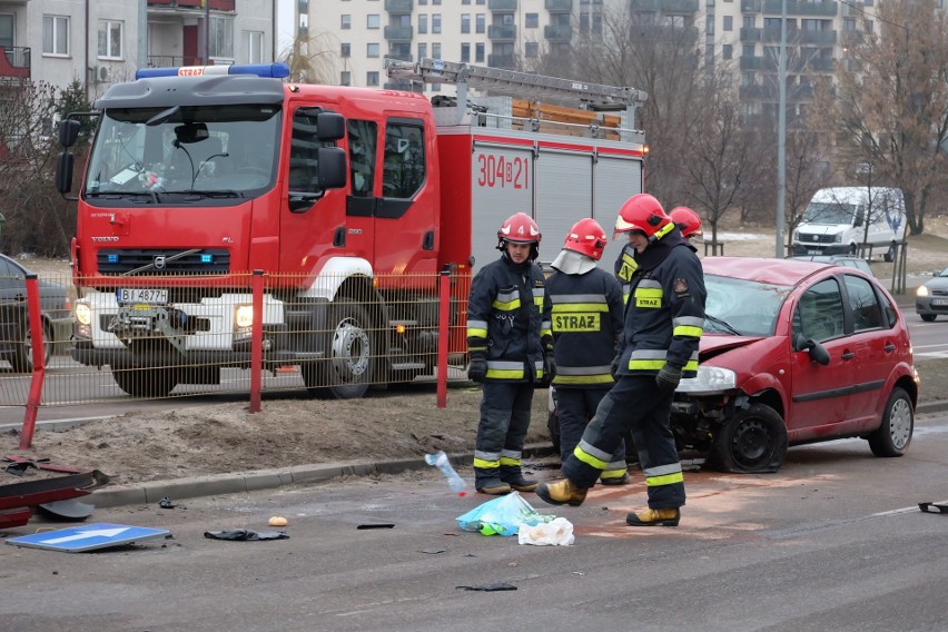 Potrącenie na ul. Żeromskiego w Białymstoku. Citroen wjechał...