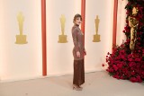 Oscary 2023. Sandra Drzymalska w modnej, połyskującej sukience z francuskiego domu mody. Aktorka lśniła na szampańskim dywanie