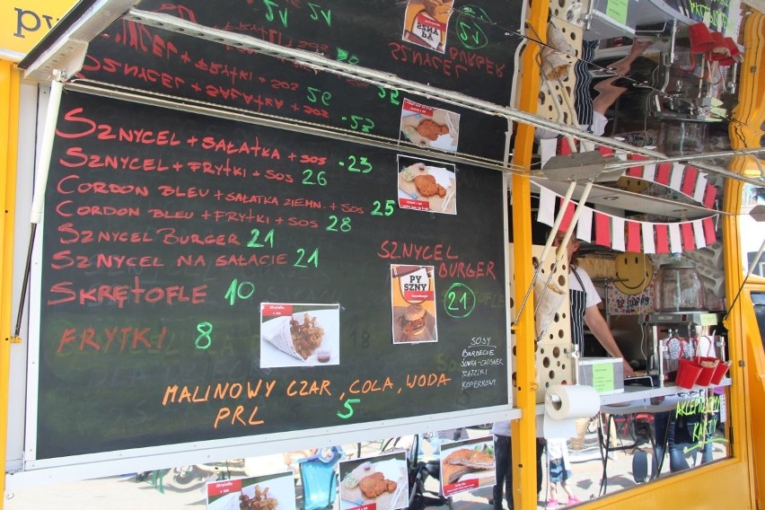 Zlot Food trucków pod Outlet Białystok (zdjęcia, wideo)