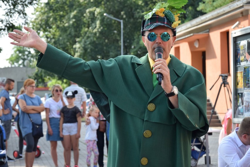 "Śniadanie na trawie" z Inspektorem Ogórkiem Centrum Kultury...