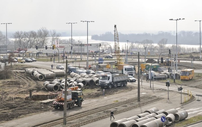 Toruń      Budowa mostu drogowego