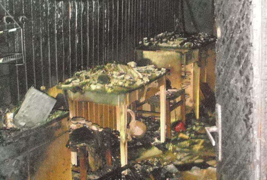 W pożarze budynku w Janiewicach zginął mężczyzna.