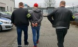 Policjanci zatrzymali pod Łodzią dwóch mężczyzn. Znaleźli przy nich duże ilości narkotyków. Policja zapowiada kolejne zatrzymania