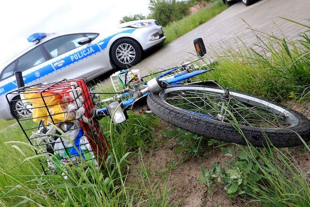 Do tego potrącenia doszło kilka dni temu na skrzyżowaniu ulicy Skłodowskiej-Curie z trasą średnicową. Kierowcy wskazują, że problemem w tym miejscu są bariery dźwiękochłonne, które ograniczają widoczność