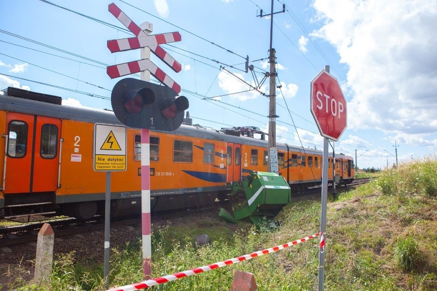 - Pociąg relacji Bydgoszcz - Piła uderzył w traktor, który...