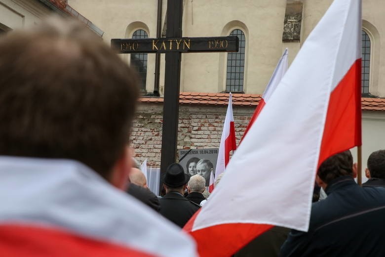 Biało-Czerwony Marsz Pamięci w Krakowie [ZDJĘCIA]
