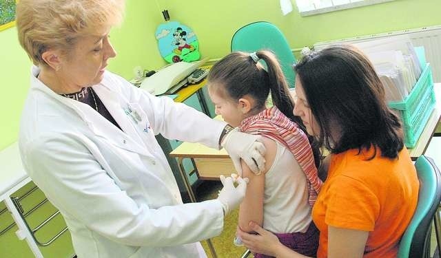 Zdecydowana większość rodziców chce, by szczepiono ich dzieci