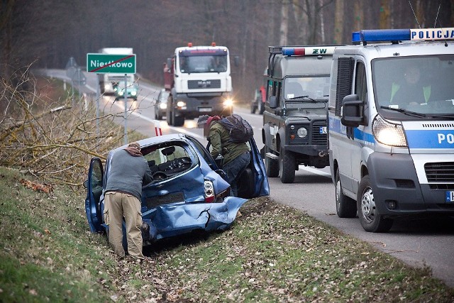 Poważny wypadek na trasie Słupsk - Ustka.