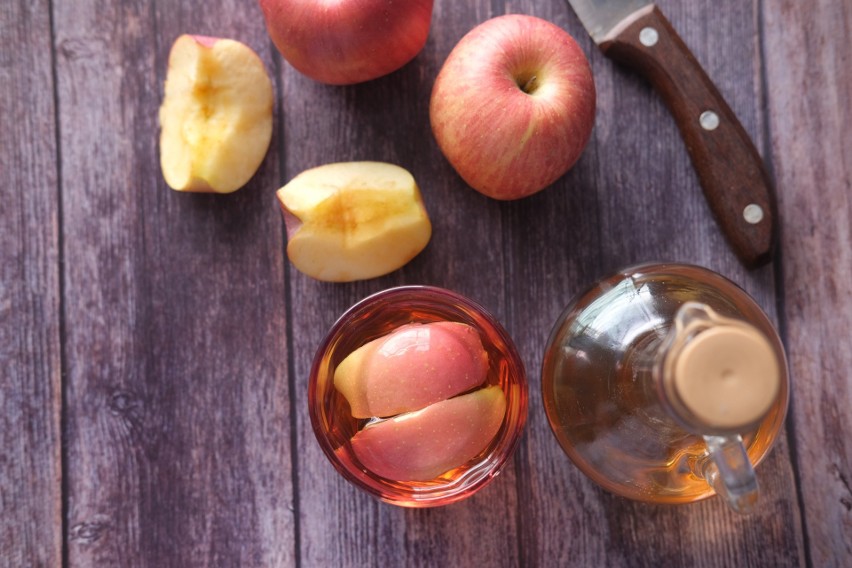 Ocet jabłkowy może pomóc w zrzuceniu wagi. Pierwsze efekty...