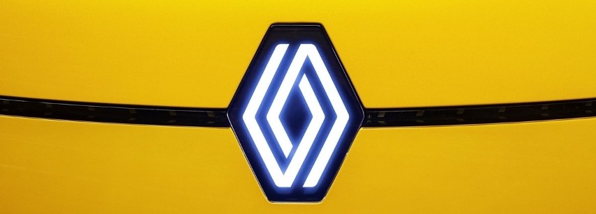 Marka Renault zwiększa udział w rynku i po ośmiu miesiącach...