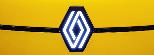 Marka Renault zwiększa udział w rynku i po ośmiu miesiącach roku zajmuje piąte miejsce wśród marek motoryzacyjnych w Polsce. Rośnie sprzedaż samochodów osobowych (o 26%), a na rynku samochodów dostawczych Renault nieprzerwanie zajmuje pierwsze miejsce, z imponującym wynikiem 8 666 zarejestrowanych aut.