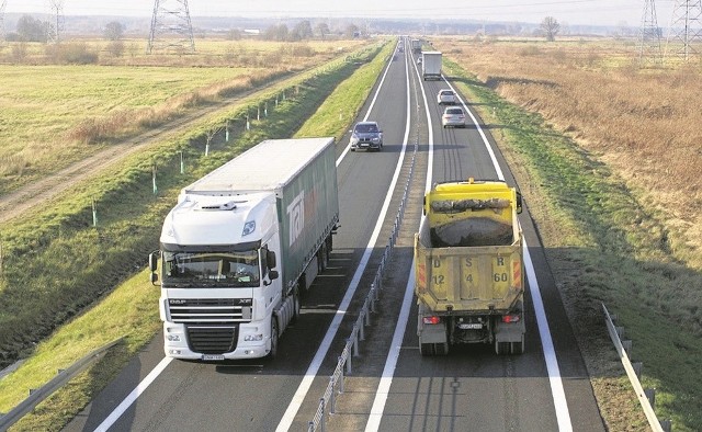 Od 9 lat kierowcy jadący trasą Szczecin-Stargard nie muszą przejeżdżać przez Kobylankę, Morzyczyn i Zieleniewo. Obwodnica wciąż jednak ma tylko jedną jezdnię. Pasy ruchu odgrodzono barierą linową