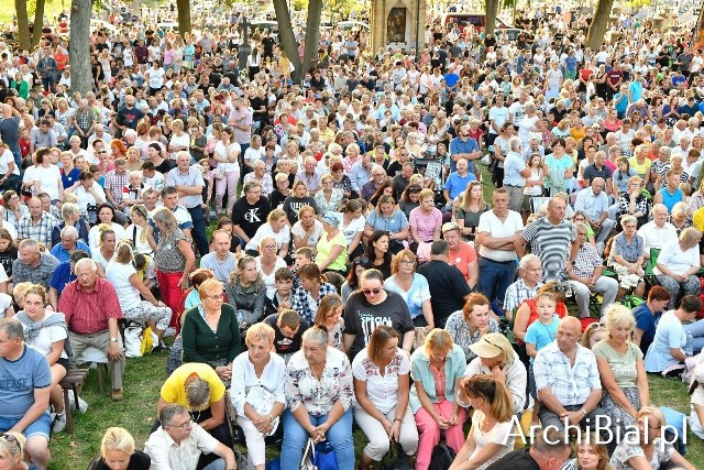 W Krypnie pojawiło się ponad osiem tysięcy wiernych. To najliczniejsza pielgrzymka w archidiecezji białostockiej