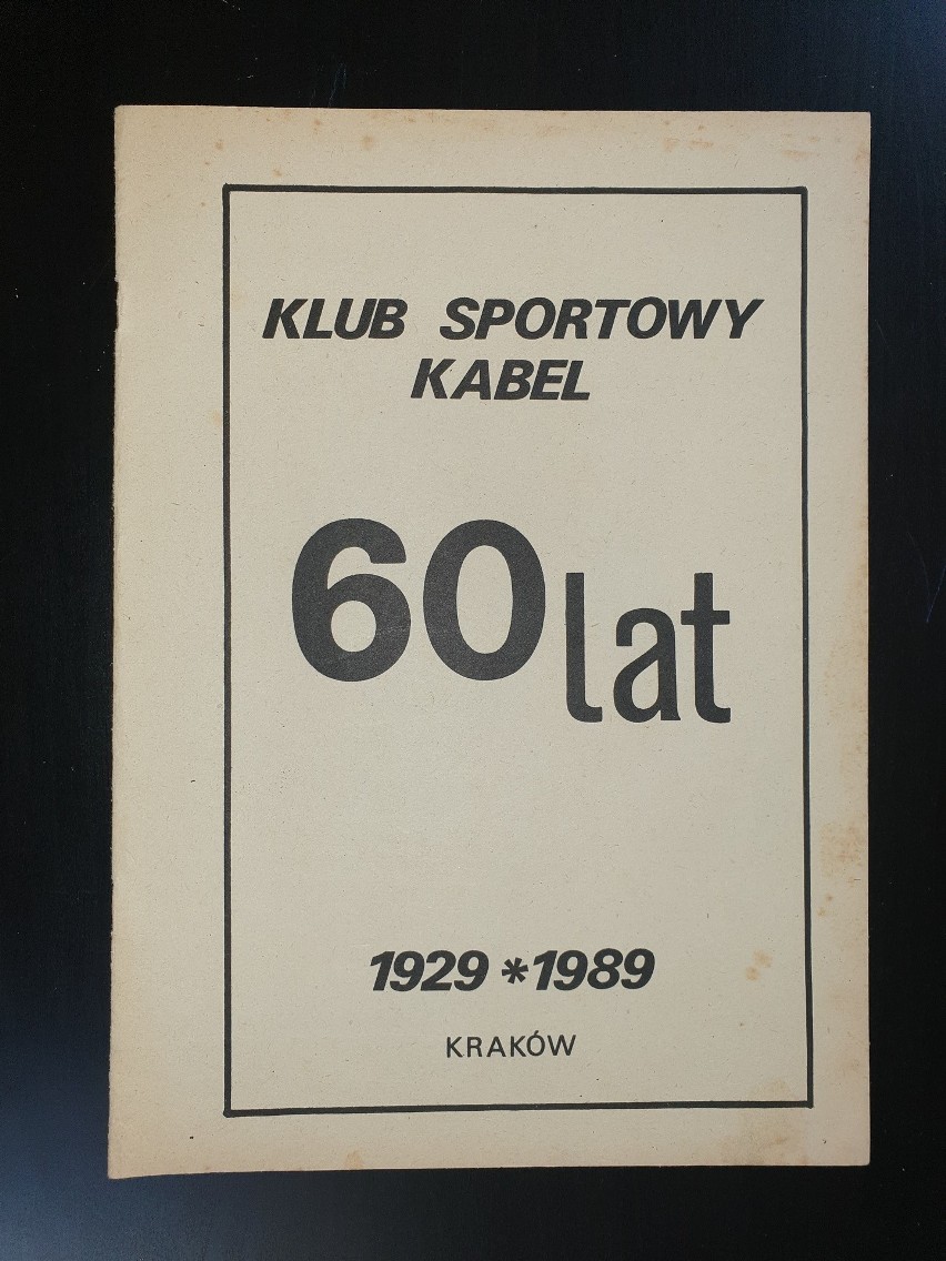 "Klub Sportowy Kabel. 60 lat". Rok wydania: 1989. Autor:...